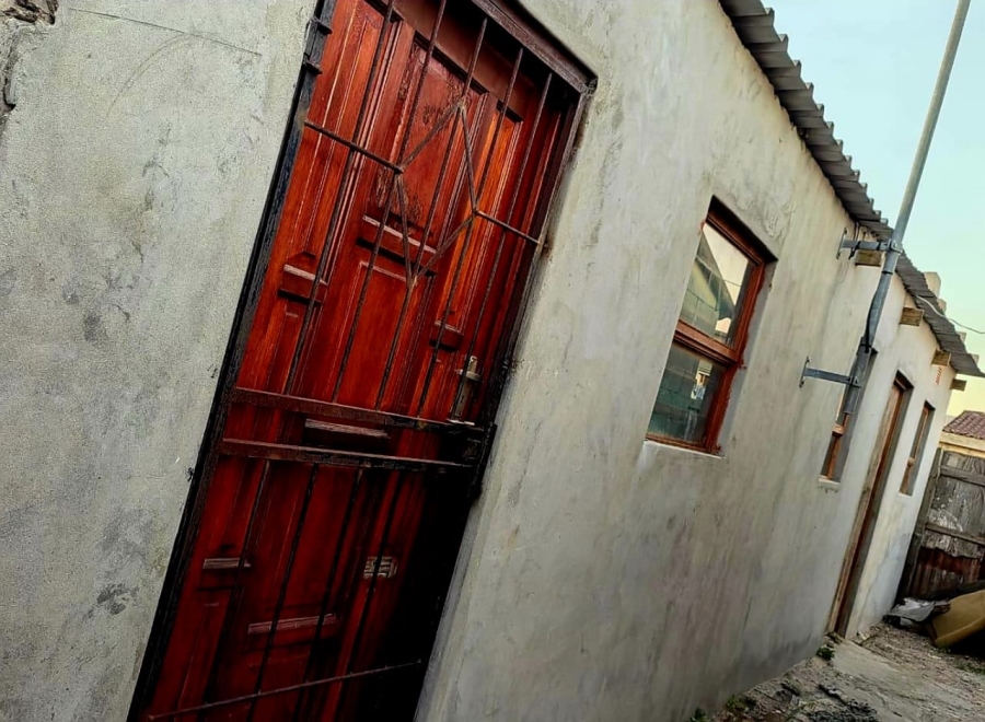 2 Bedroom Property for Sale in Nyanga Western Cape